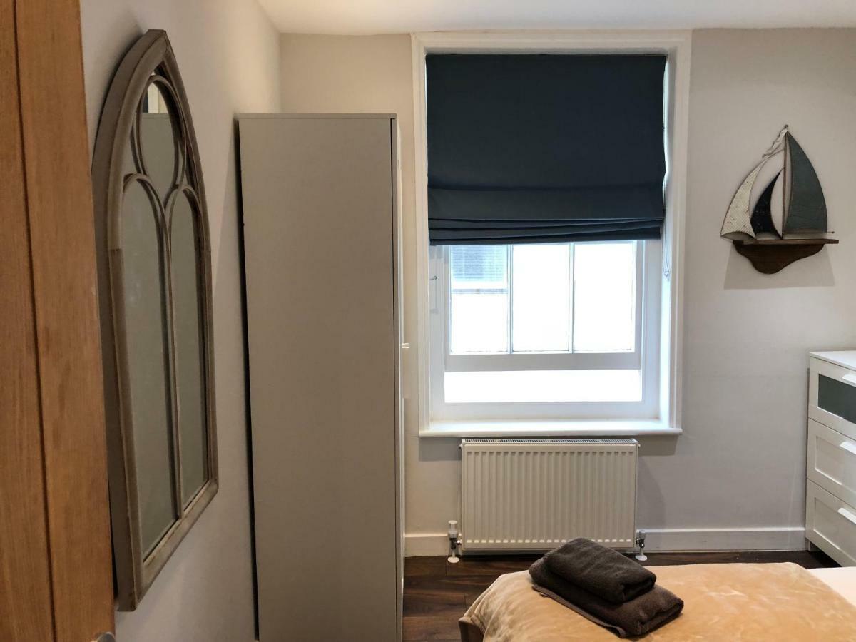 Modern One Bedroom Apartment Near The Seafront بورتسماوث المظهر الخارجي الصورة